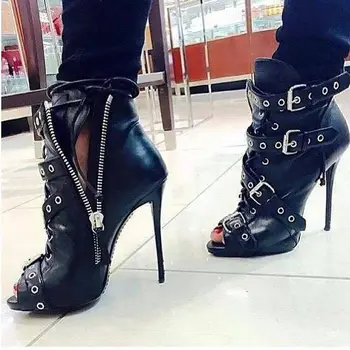 Черные кожаные ботильоны с ремешком и пряжкой, открытый носок, молния, короткие ботинки на высоком каблуке, женские модельные туфли-гладиаторы Большого размера